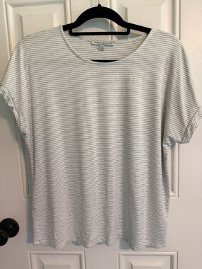 Green Envelope Gray/White Top L